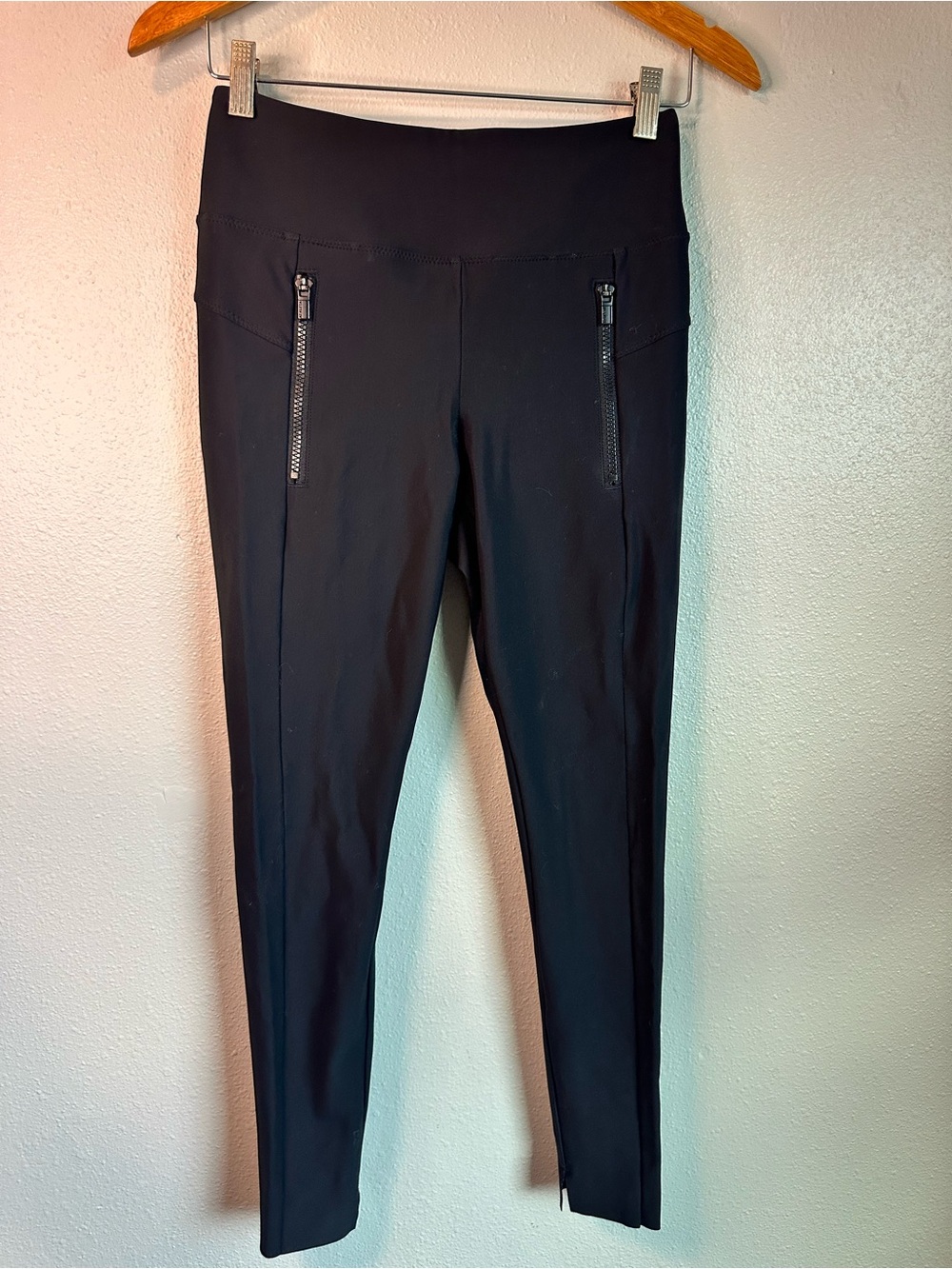 Athleta Stellar Tight Black XS